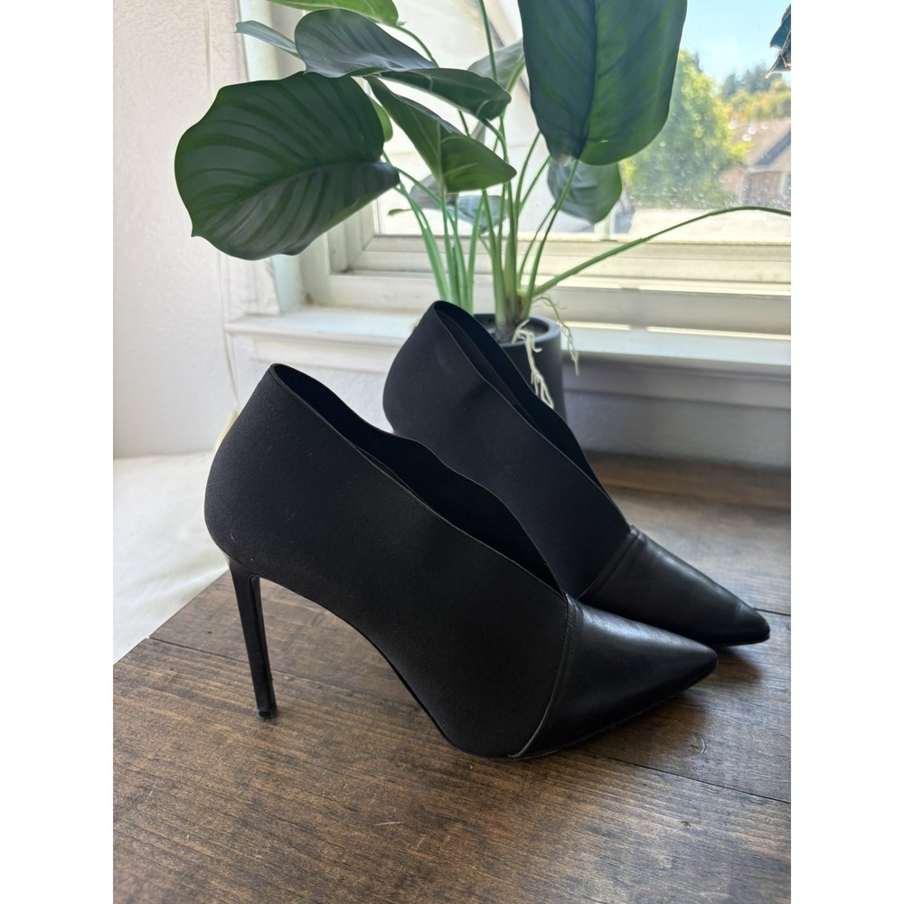 Jean-Michel Cazabat Elisa Black Leather & Elastic V-Cut Slit Pointed Toe Pumps 9